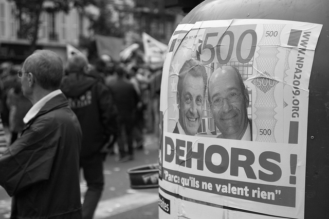 DEHORS 640x
