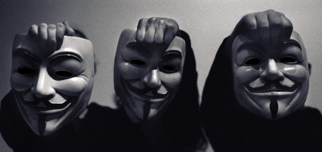 3anons-op-gree-rights-ed-monsanto-arrestation-cc-jacob-davis-flickr-640px